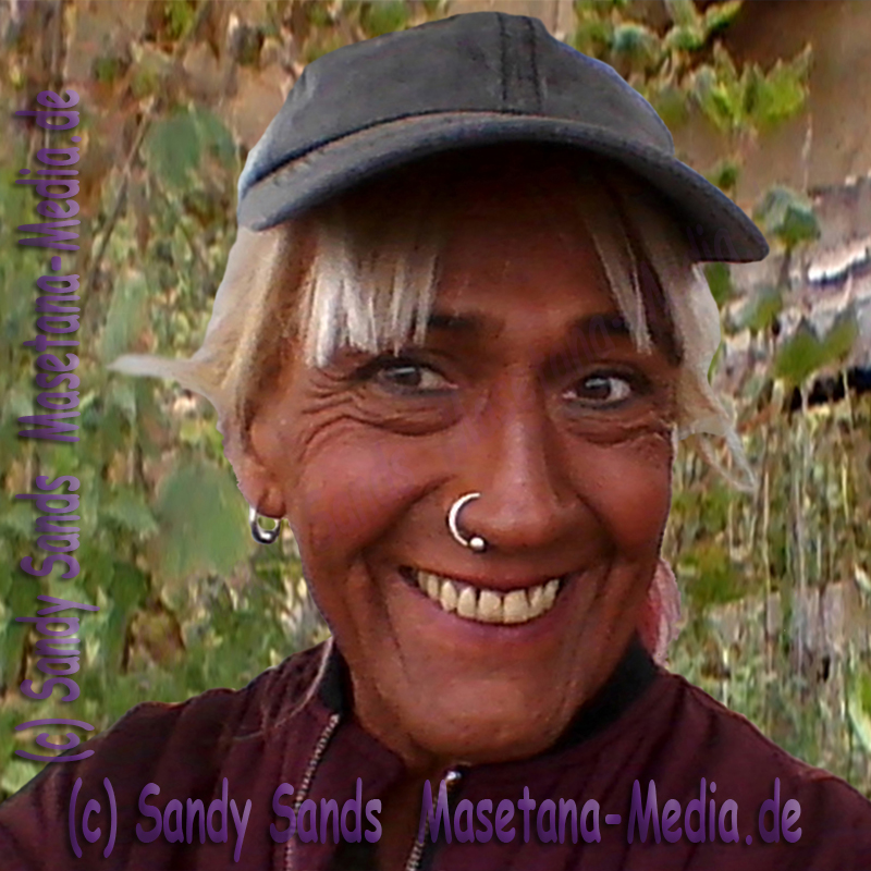Sandy_Sands_03
